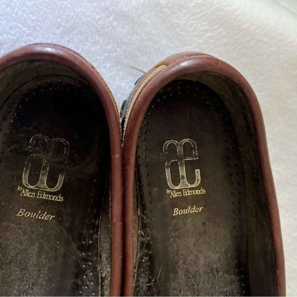 Allen Edmonds Men size 9 1/2B Boulder Driving Beige/Brown Leather Loafers
